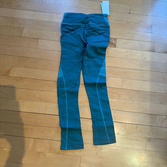 $98 Outdoor Voices Move Free 3/4 Legging NWT size XXS m2 - Picture 3 of 5